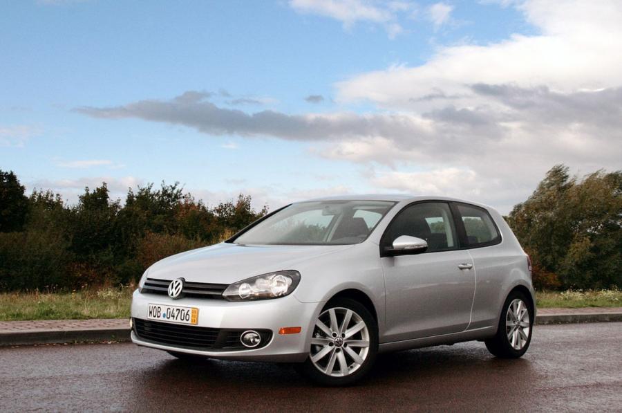  Volkswagen Golf 2010 года  (фото 25 из 36)